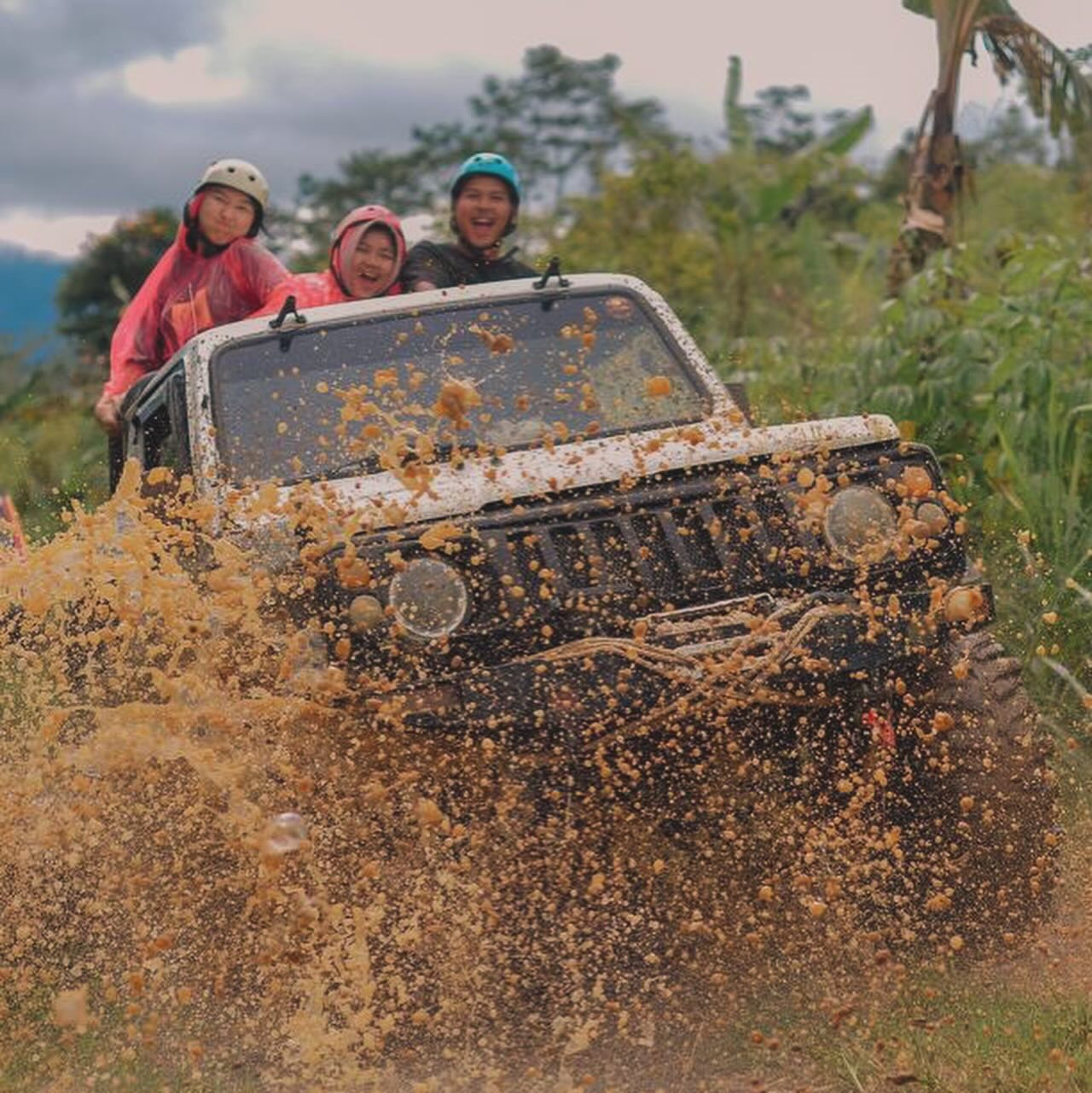 Thumbnail Keseruan Offroad & Rafting